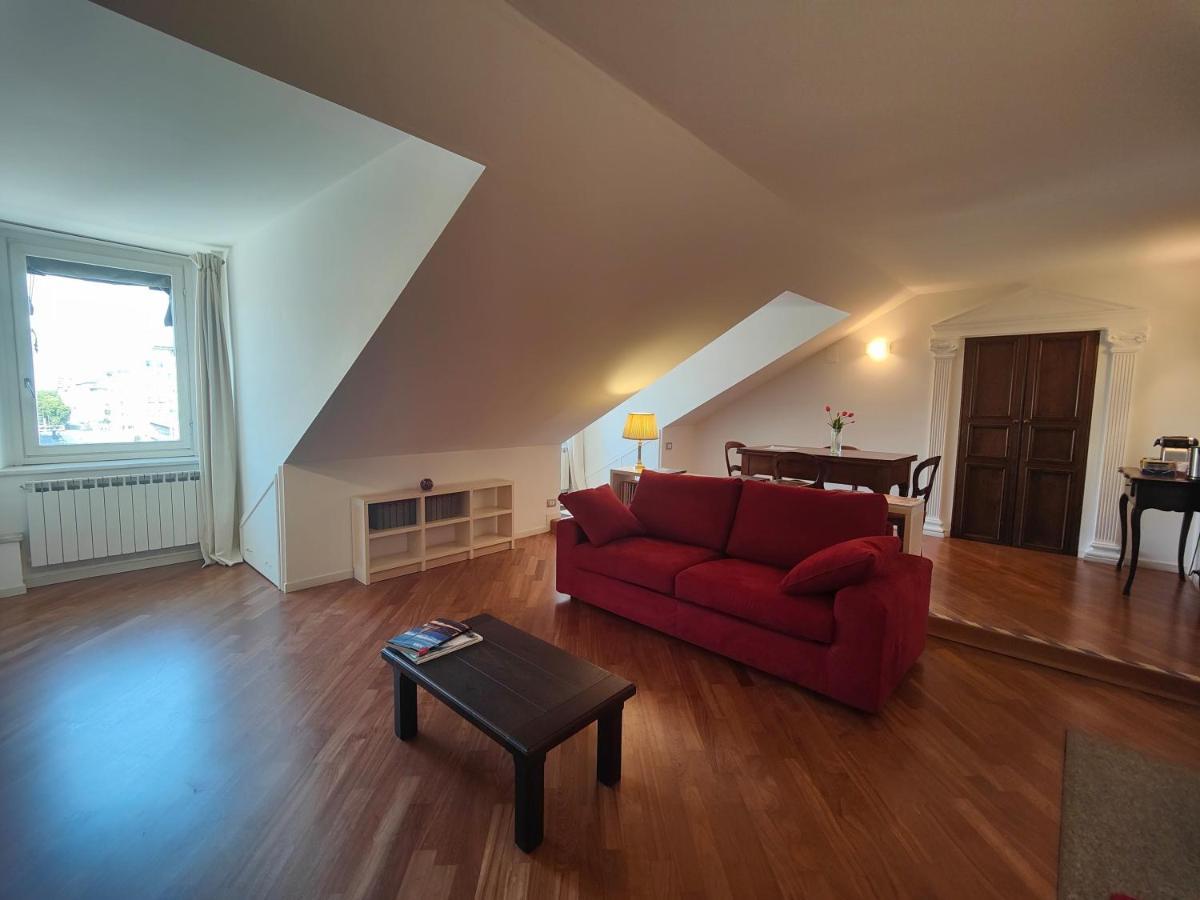 Hostdomus - September Suite Torino Dış mekan fotoğraf