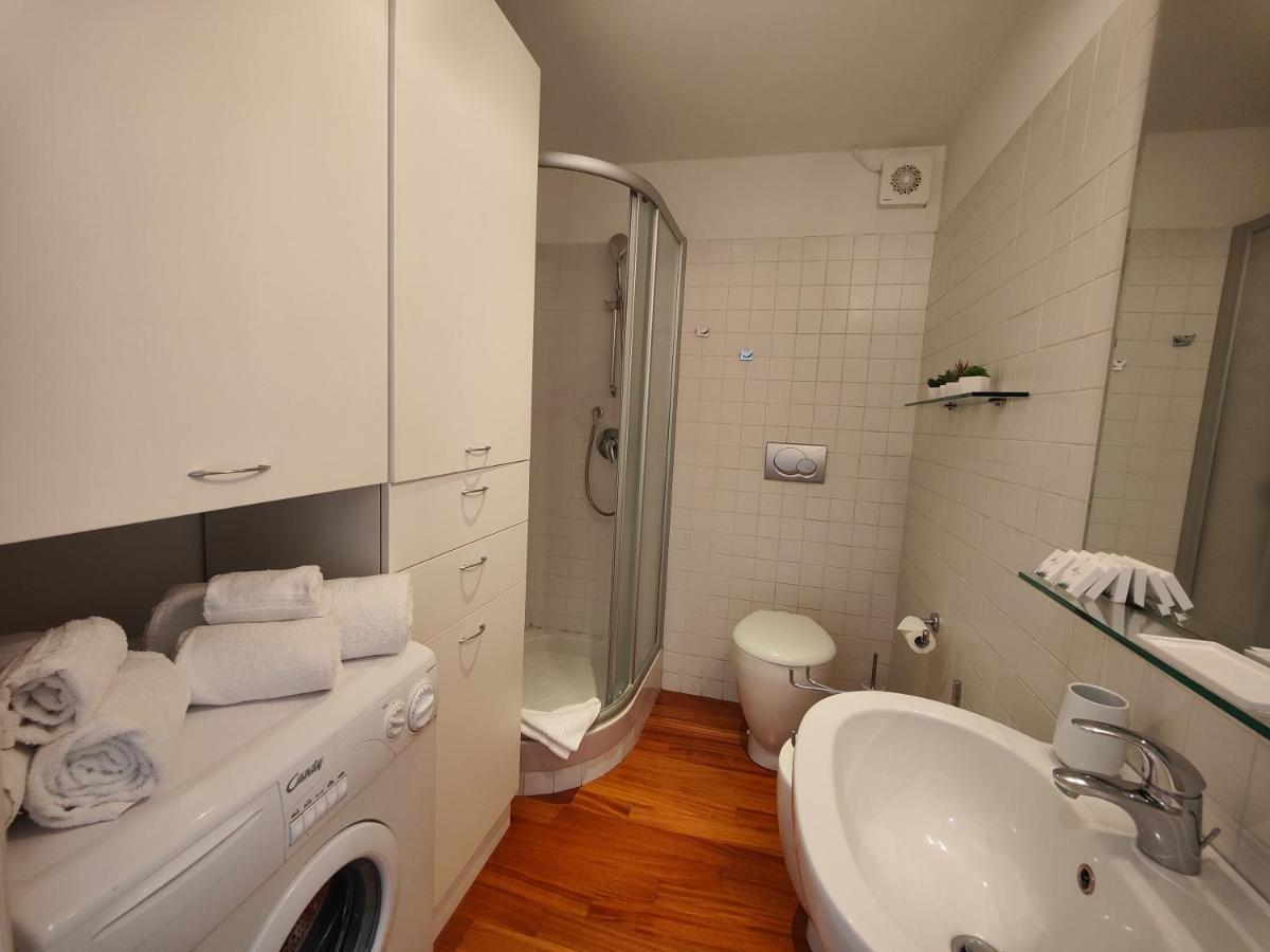Hostdomus - September Suite Torino Dış mekan fotoğraf